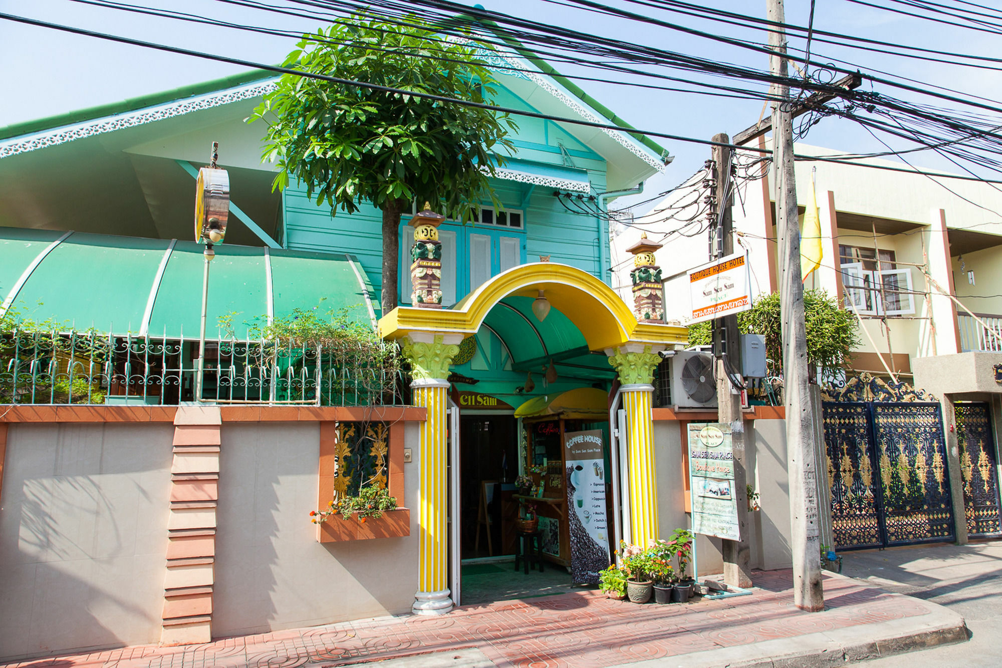 Zen Rooms Samsen 3 Banguecoque Exterior foto